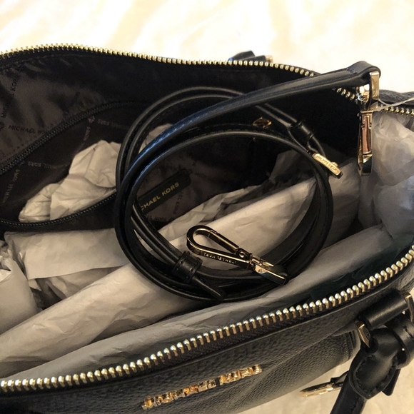 011 -MICHAEL Michael Kors Black Lenox Large Satchel, Shoulder, and Crossbody Bag - Picture 9 of 14